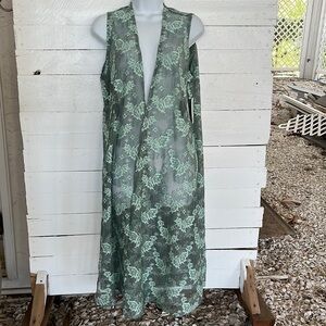 Lularoe Joy Cardigan/Coverup Size M NWT